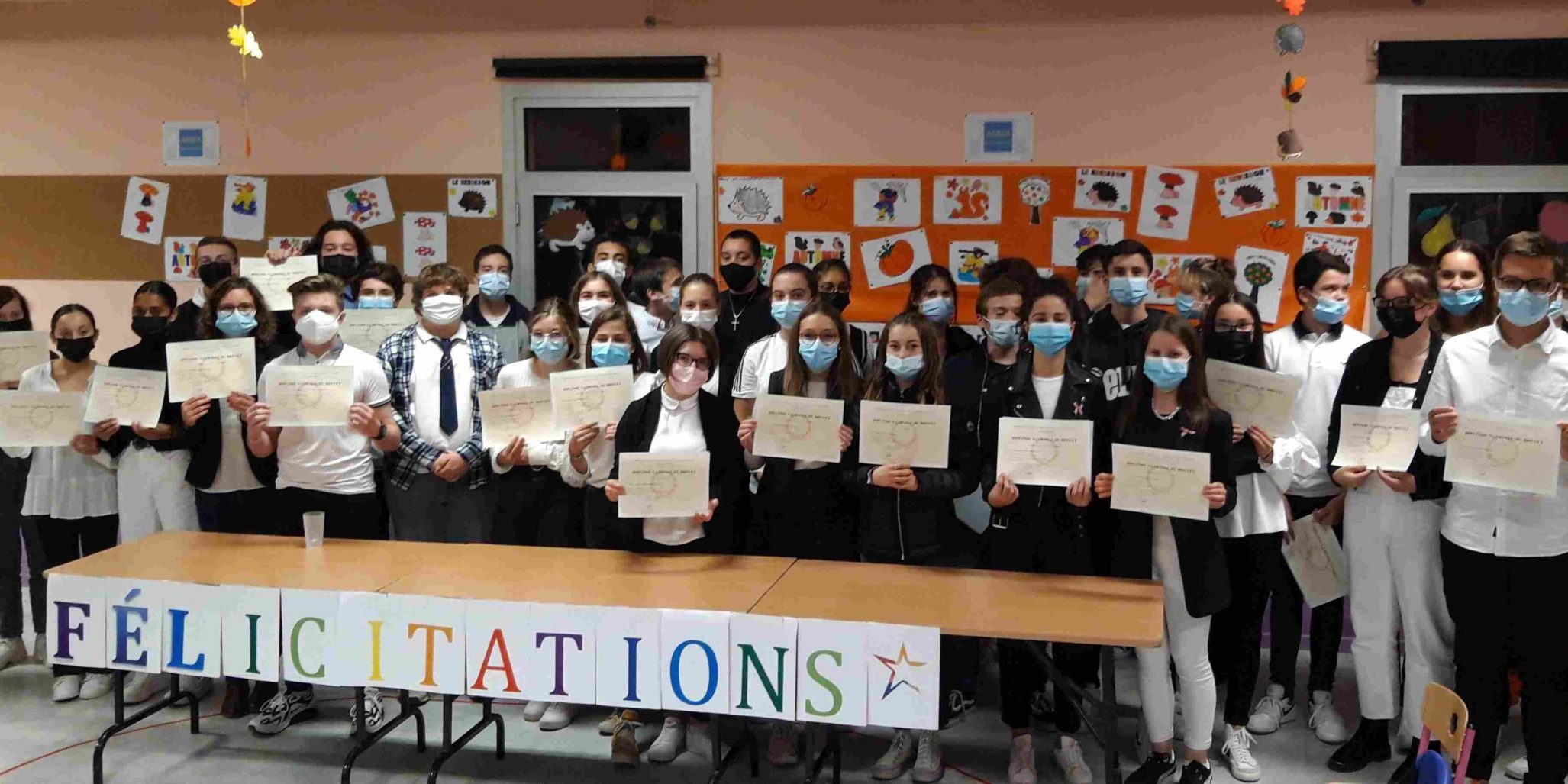 Remise-des-diplmes-Oct-2021-ConvertImage
